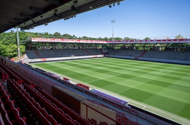 Aufnahme vom Stadion an der alten Försterei in Berlin.